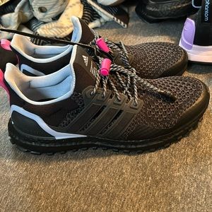 Adidas Ultraboost 1.0 W Black Carbon Blue Women Running Shoes HR0067